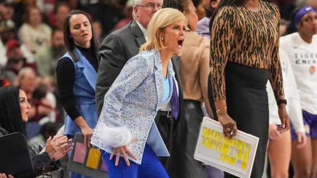 LSU Tigers coach Kim Mulkey